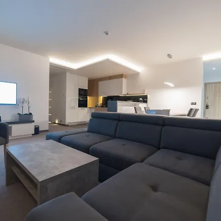 Vivi & Aparthotel Zory