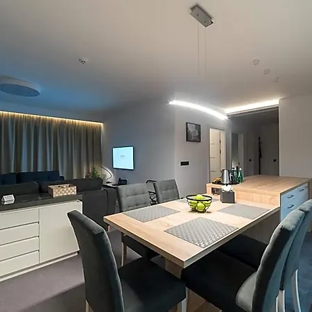 Vivi & Aparthotel 4*