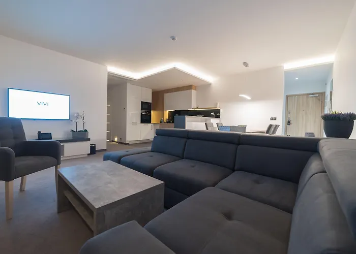 Vivi & מלון דירות ז'ורי