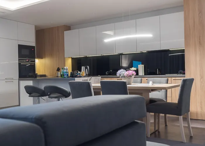 Vivi & Aparthotel 4*