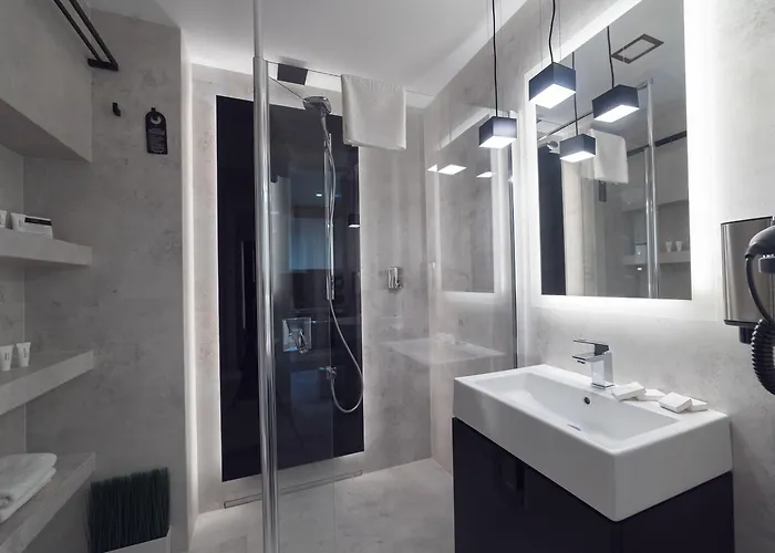 Vivi & מלון דירות ז'ורי